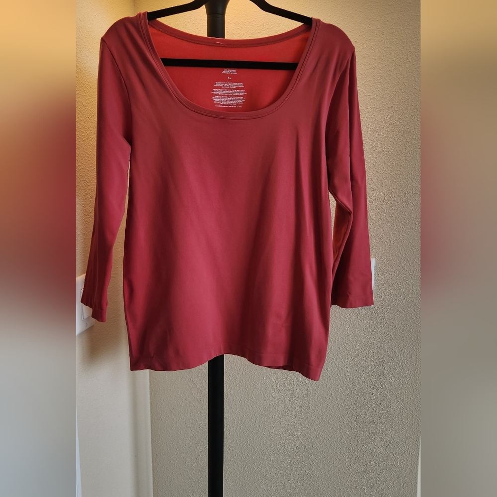 WHBM Coral three quarter length top